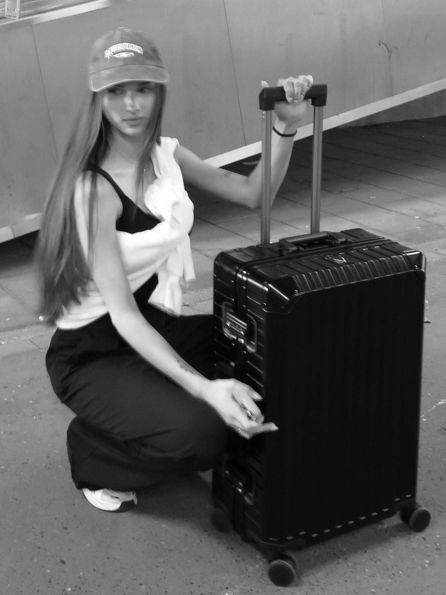 LIOR ALUMINIUM - BLACK